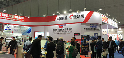 壹定发超高速喷码机上海展会最后一天，，，人气依然不减