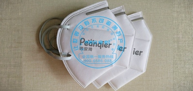 壹定发口罩喷码机，，知足口罩厂高效快捷喷印