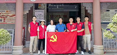 壹定发党支部丨“爱在一起，，，，卫爱而行”慰问环卫工人活动